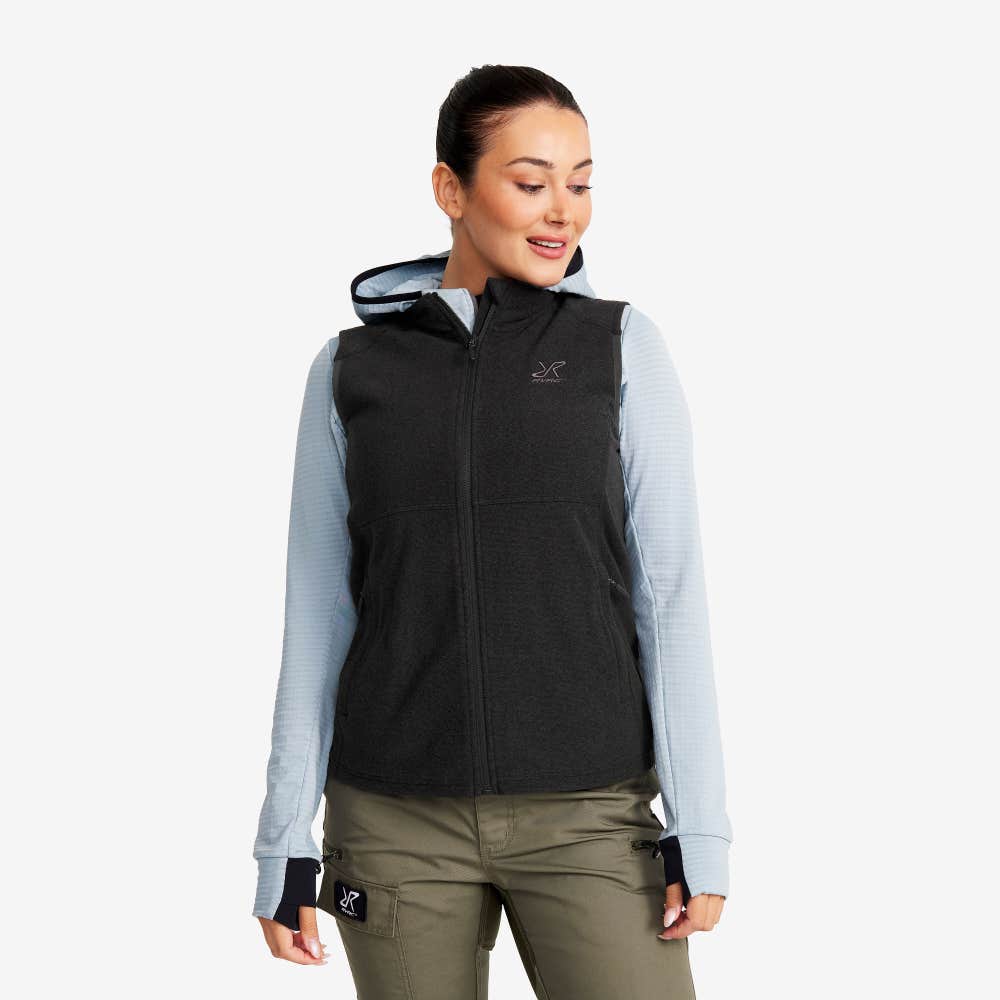 Essential Fleece Vest