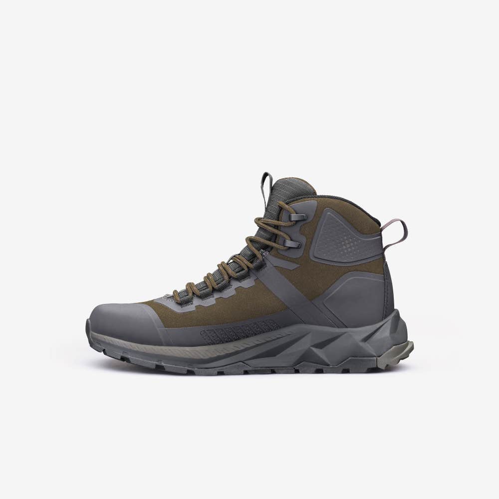 Phantom Trail Mid Waterproof Hiking Boots