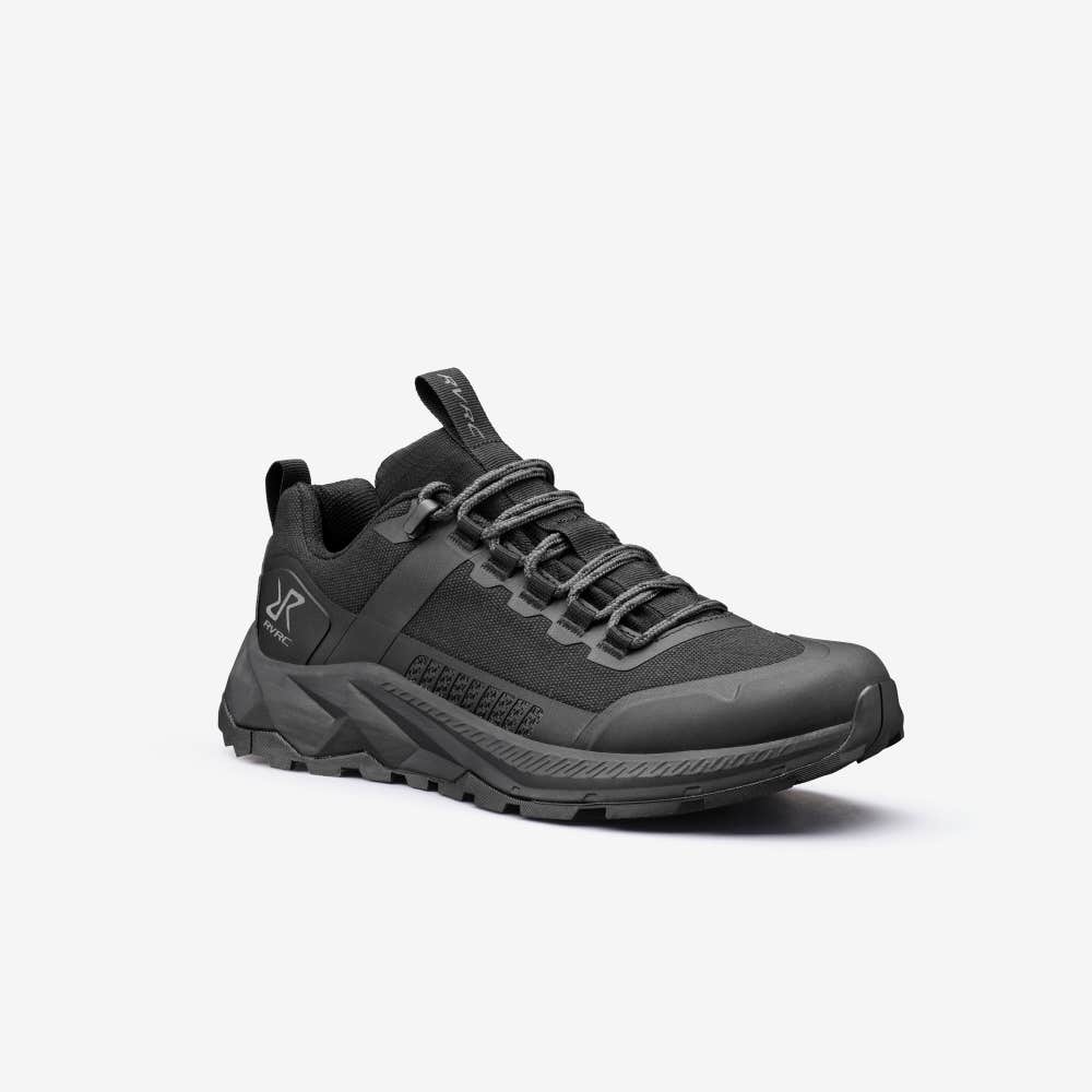 Phantom Trail Low Hiking Shoes