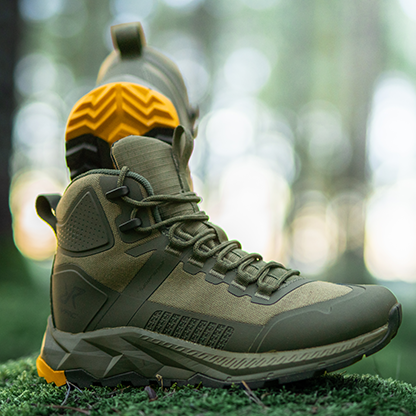 Phantom Trail Mid Waterproof Hiking Boots